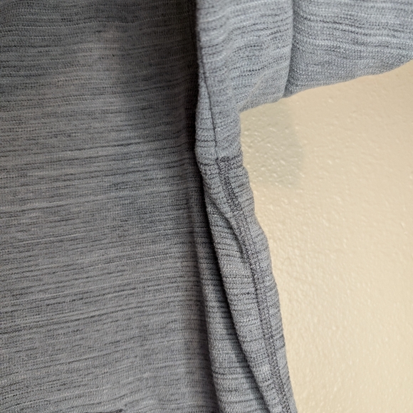 Carhartt Ladies size Large Lightweight Hooded Long Sleeve Pull ver with Pocket - Picture 7 of 12